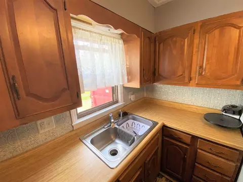321 E Lincoln Ave, Flora, IL 62839 photo 20
