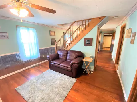 321 E Lincoln Ave, Flora, IL 62839 photo 8