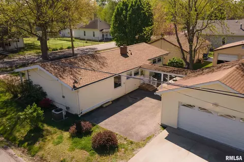 600 S Aikman St, Marion, IL 62959 photo 4