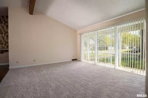 600 S Aikman St, Marion, IL 62959 photo 8