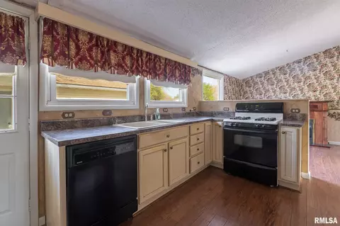600 S Aikman St, Marion, IL 62959 photo 11