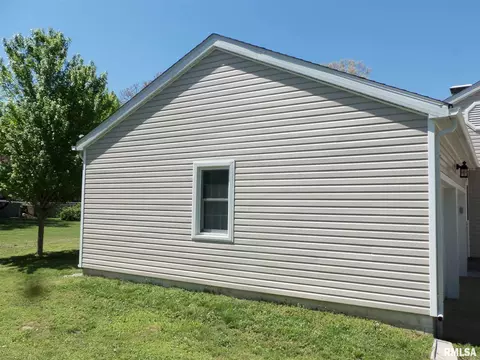 506 Mitchell St, Benton, IL 62812 photo 39