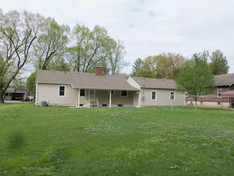 506 Mitchell St, Benton, IL 62812 photo 33