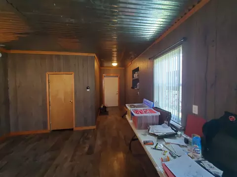 805 S Mulkey St, Christopher, IL 62822 photo 13