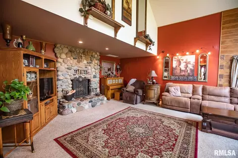 1827 Etherton Rd, Murphysboro, IL 62966 photo 4