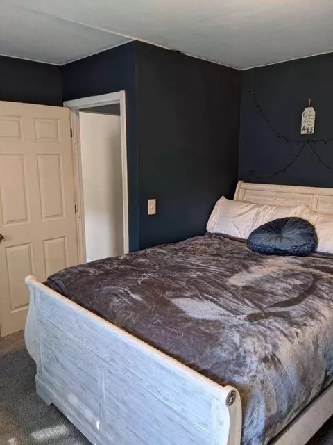 814 E 11th St, Centralia, IL 62801 photo 7