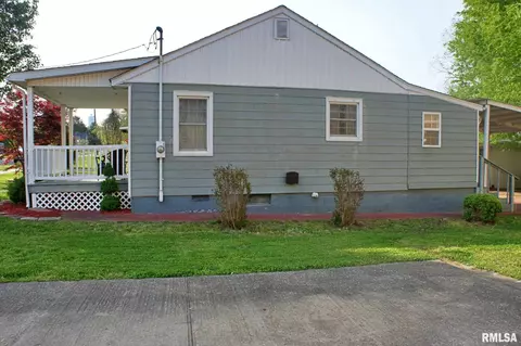 213 E 11th St, Metropolis, IL 62960 photo 3