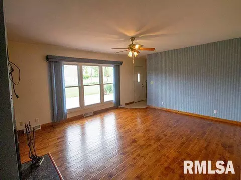 28 Greve Dr, Centralia, IL 62801 photo 13