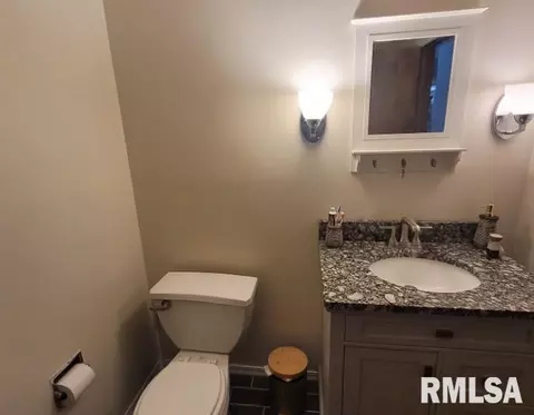 99 Cherry Dr, Mount Vernon, IL 62864 photo 37