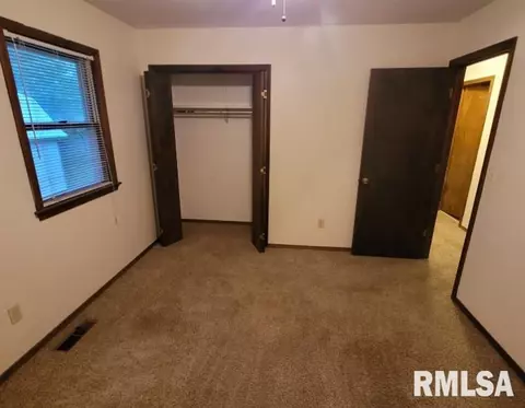 99 Cherry Dr, Mount Vernon, IL 62864 photo 32