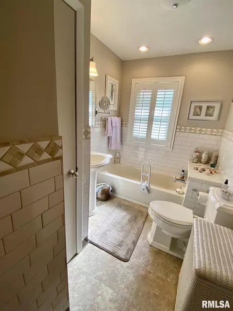 602 S Future St, Marion, IL 62959 photo 17