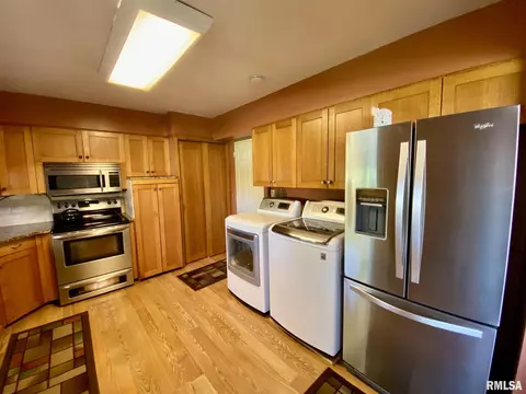 602 S Future St, Marion, IL 62959 photo 9
