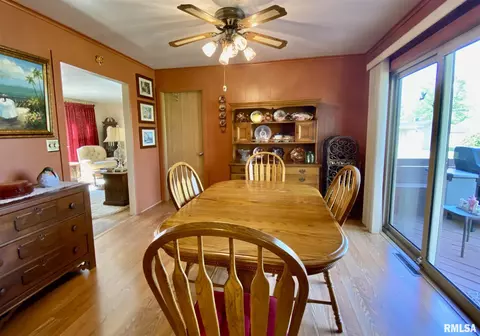 602 S Future St, Marion, IL 62959 photo 5