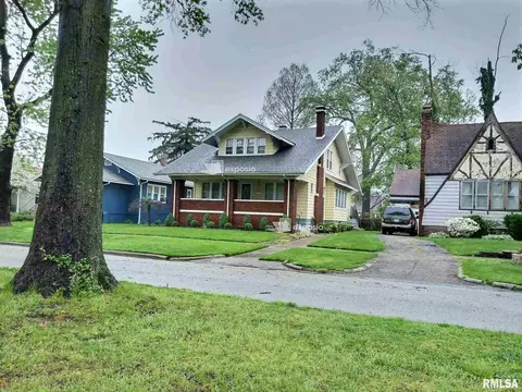 427 Melrose Blvd, Centralia, IL 62801 photo 2