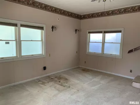 709 S 14th St, Herrin, IL 62948 photo 18