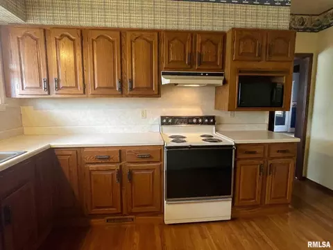 709 S 14th St, Herrin, IL 62948 photo 14