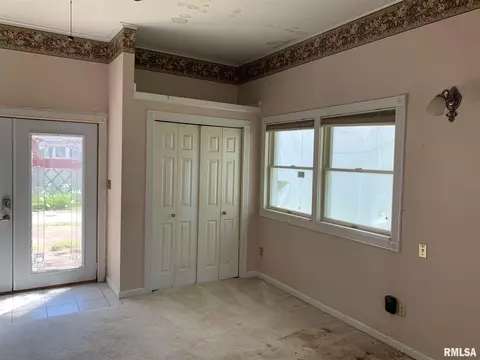 709 S 14th St, Herrin, IL 62948 photo 17