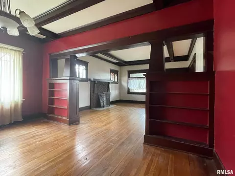 709 S 14th St, Herrin, IL 62948 photo 5