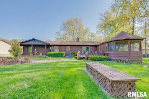 2 Curtis Ct, Mount Vernon, IL 62864 photo 6