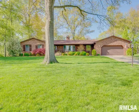 2 Curtis Ct, Mount Vernon, IL 62864 photo 2
