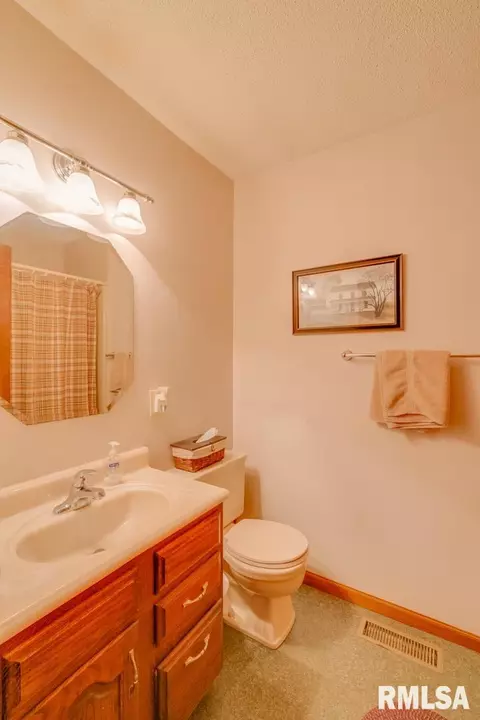 2 Curtis Ct, Mount Vernon, IL 62864 photo 35
