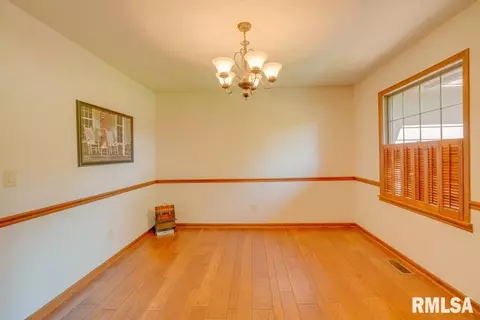 2 Curtis Ct, Mount Vernon, IL 62864 photo 18