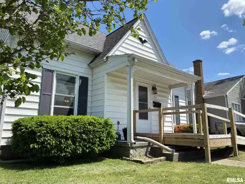 100 S 18th St, Herrin, IL 62948 photo 2
