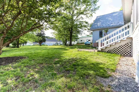 929 Hogan Dr, Marion, IL 62959 photo 4