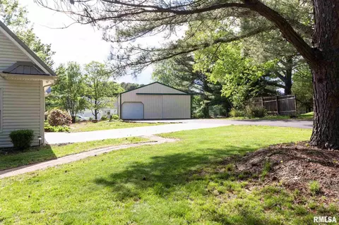 929 Hogan Dr, Marion, IL 62959 photo 12
