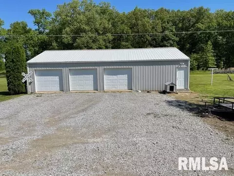 11902 Greg St, Sesser, IL 62884 photo 12
