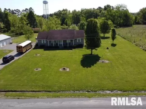 11902 Greg St, Sesser, IL 62884 photo 1