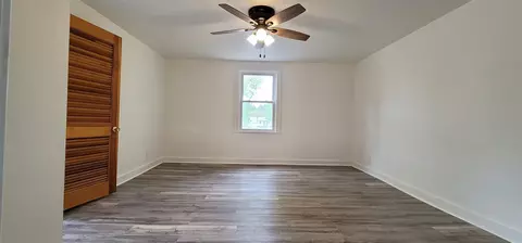 412 E 5th St, Mount Carmel, IL 62863 photo 9