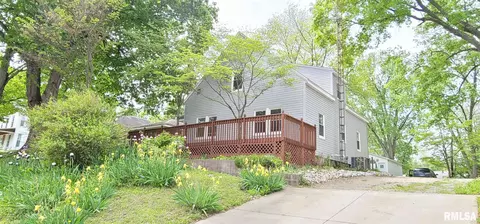 412 E 5th St, Mount Carmel, IL 62863 photo 1