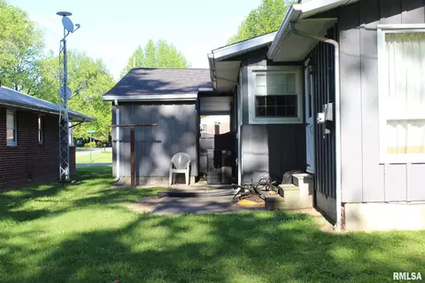 383 Park Ln, Herrin, IL 62948 photo 5