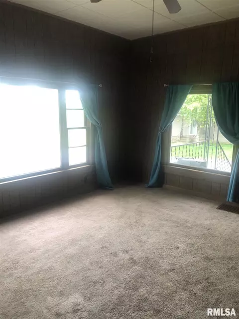 603 Mckinley St, Anna, IL 62906 photo 4