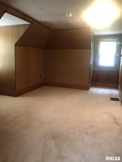 603 Mckinley St, Anna, IL 62906 photo 9