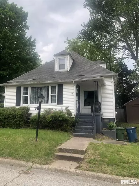 603 Mckinley St, Anna, IL 62906 photo 2