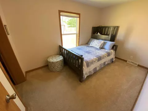 410 Mcfall St, Benton, IL 62812 photo 23