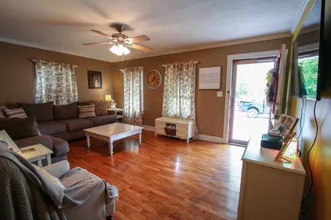 207 Herbert Ave, Carmi, IL 62821 photo 13