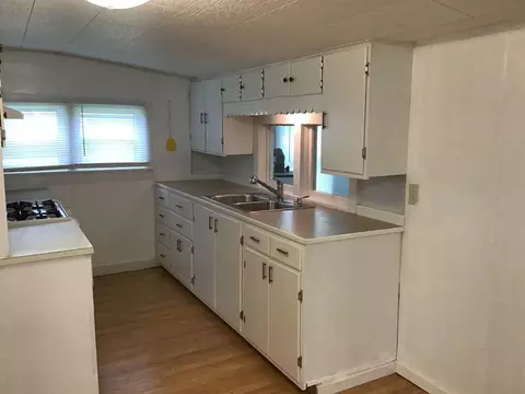218 E South St, Dix, IL 62830 photo 30