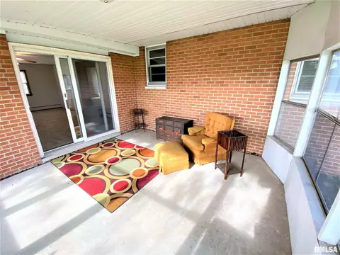 1735 N State Rd, Flora, IL 62839 photo 14