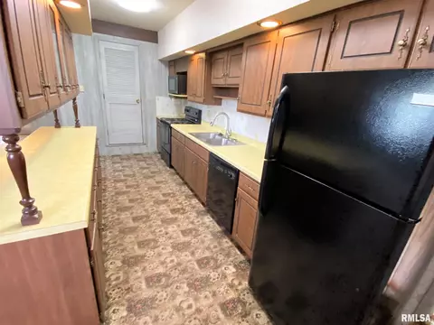 1735 N State Rd, Flora, IL 62839 photo 19