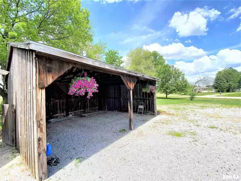 1735 N State Rd, Flora, IL 62839 photo 46