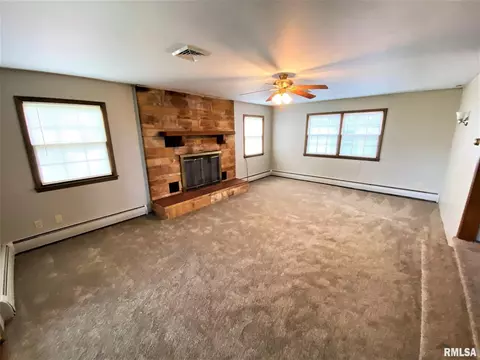1735 N State Rd, Flora, IL 62839 photo 15