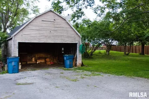 112 W Ash St, Cobden, IL 62920 photo 24