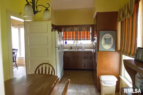 112 W Ash St, Cobden, IL 62920 photo 19