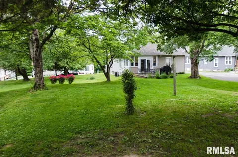 112 W Ash St, Cobden, IL 62920 photo 8