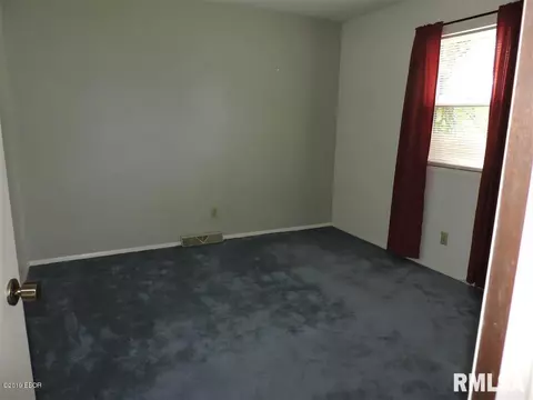 805 Charles Ct, Steeleville, IL 62288 photo 12