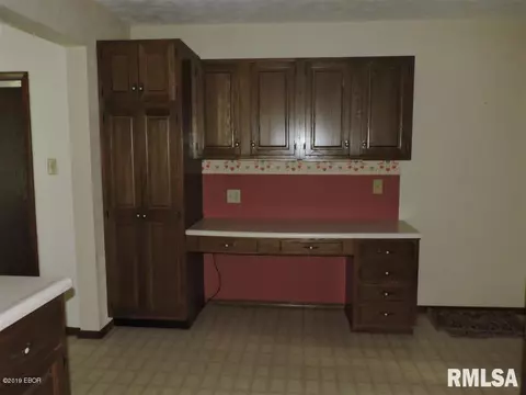 805 Charles Ct, Steeleville, IL 62288 photo 3
