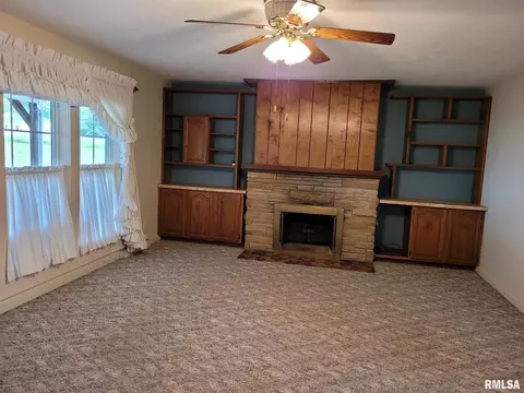 16 Linnview Dr, Mount Vernon, IL 62864 photo 3